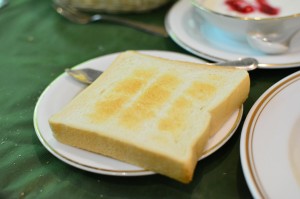 ヴィラ本栖　朝食　【洋食】　（７月） トースト